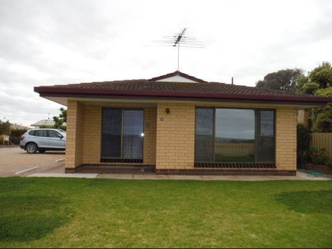 Anchors Away - Accommodation Burleigh 1