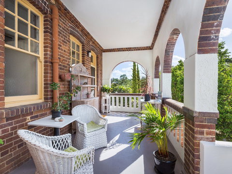 Cumquat House - Accommodation Burleigh 2