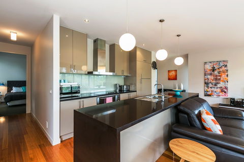 L'Vista Lorne - Accommodation Burleigh 2