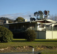 Talbingo Country Club - Accommodation Burleigh