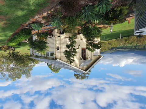 Vanbery Cottage Host Farm - Accommodation Burleigh 0