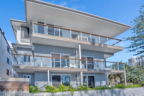 Bujerum Apartments On Burleigh - Accommodation Burleigh 1