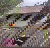 Hill End Pines Cottage - Accommodation Burleigh