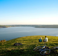 Lakes and Craters Holiday Park - Accommodation Burleigh