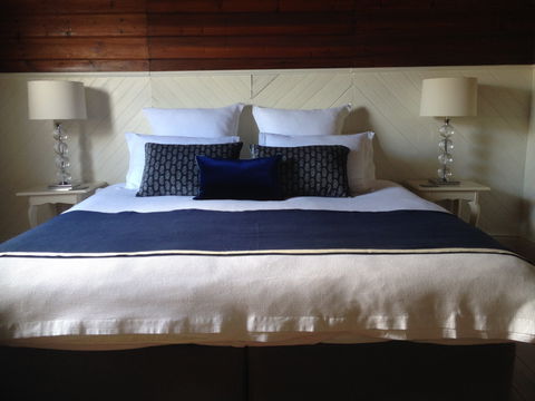 La Maison St Arnaud B&B - Accommodation Burleigh 2
