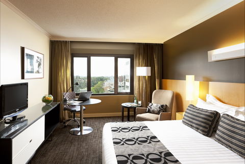 PARKROYAL Parramatta - Accommodation Burleigh 2