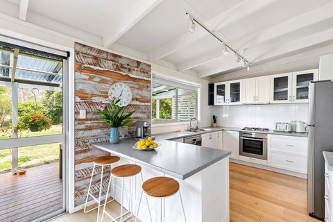 The Beach House Anglesea - Accommodation Burleigh 2