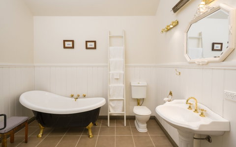 Timboon House & Stables - Accommodation Burleigh 1