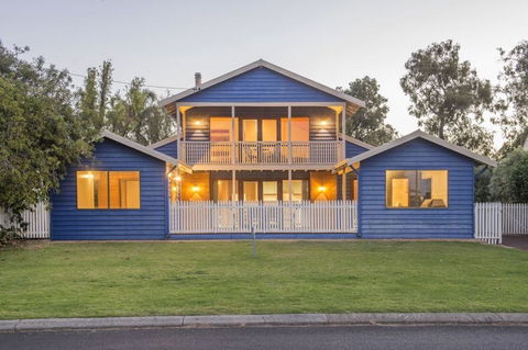 Ultramarine - Accommodation Burleigh 0