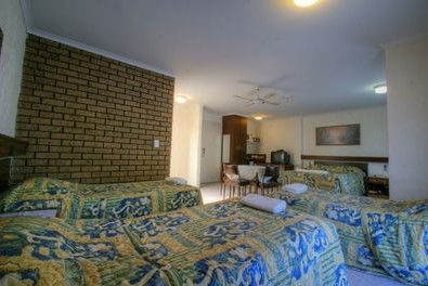Albury Burvale Motor Inn - Accommodation Burleigh 0
