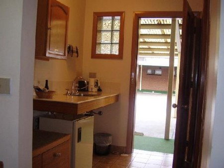 Elm Court Motel - Accommodation Burleigh 5