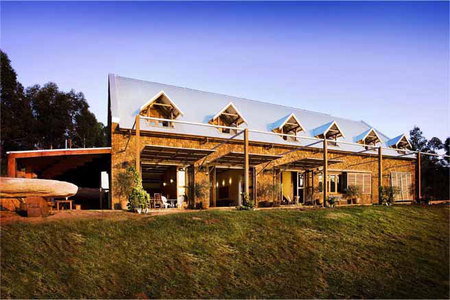 Stonebarn - Accommodation Burleigh 0