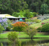 Pemberton Lavender and Berry Farm Cafe and Cottages - Accommodation Burleigh
