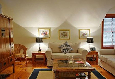 The Mews Studio Apartments - Accommodation Burleigh 3