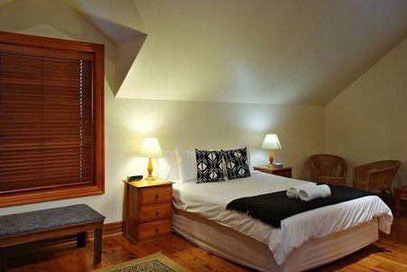 The Mews Studio Apartments - Accommodation Burleigh 4