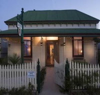 Emaroo Cottages - Accommodation Burleigh