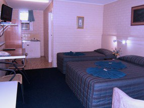 Whitsunday Palms Motel - Accommodation Burleigh 3