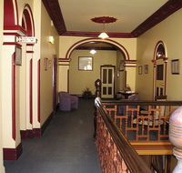 Shamrock Hotel - Accommodation Burleigh