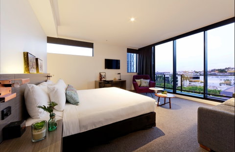 Alpha Mosaic Hotel Brisbane - Accommodation Burleigh 0