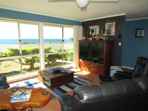 Blue Sea Dragon - Accommodation Burleigh 2