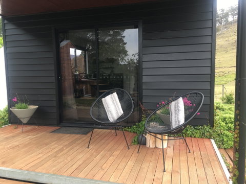 Farm Pod At Twamley Farm - Accommodation Burleigh 1