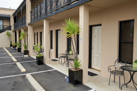 Inverell Terrace Motor Lodge - Accommodation Burleigh 1
