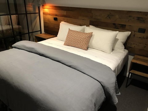 Nomads Nest Geelong - Accommodation Burleigh 0
