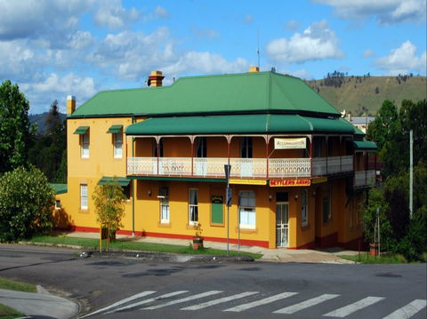 Settlers Arms Hotel - Accommodation Burleigh 0