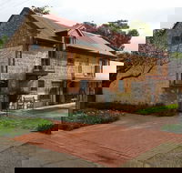 The Stables BnB - Accommodation Burleigh