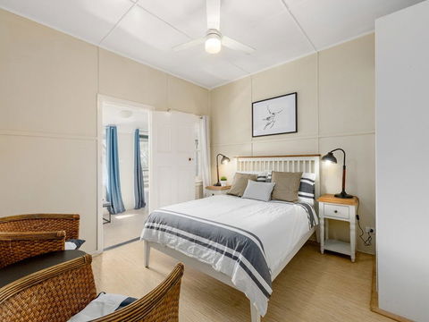 Tuckers Rocks Cottage - Accommodation Burleigh 2