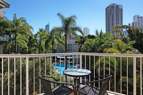 Mari Court Resort - Accommodation Burleigh 3