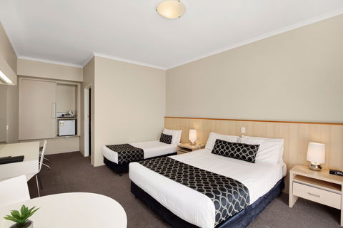 Adelaide Road Motor Lodge - Accommodation Burleigh 0