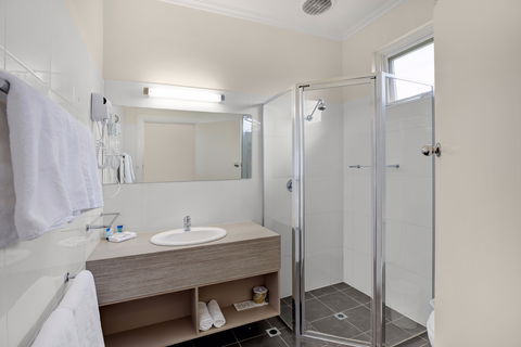 Adelaide Road Motor Lodge - Accommodation Burleigh 1