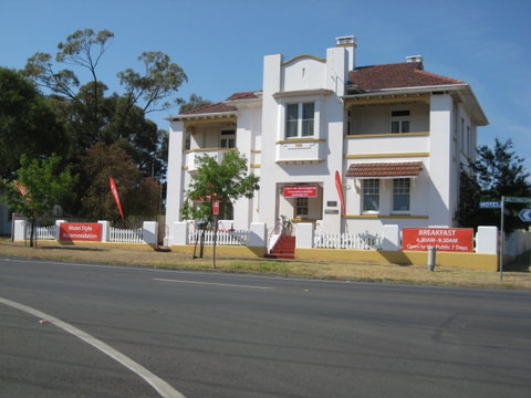 B And B On Bettington - Accommodation Burleigh 0