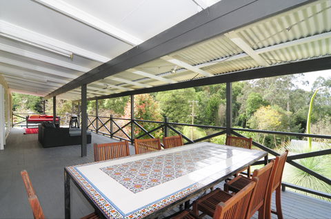 Cabbage Tree Farm - Accommodation Burleigh 2