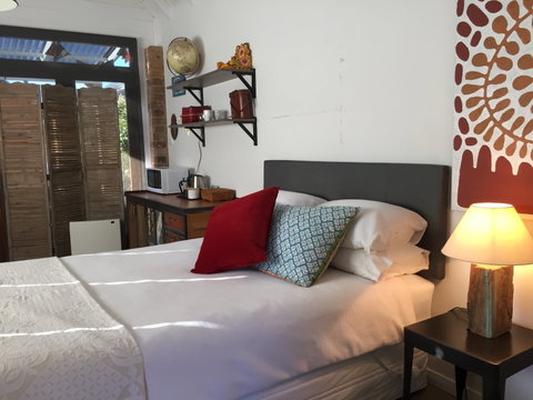Casey Street Suite And Studio - Accommodation Burleigh 2