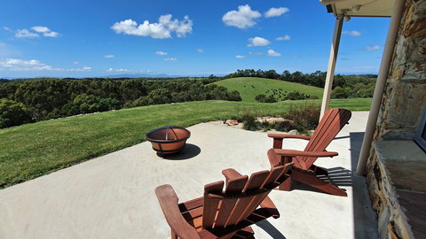 Eagle Rock Retreat - Accommodation Burleigh 2