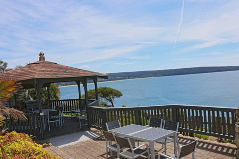Eagle Heights Holiday Units - Panorama Units - Accommodation Burleigh 1