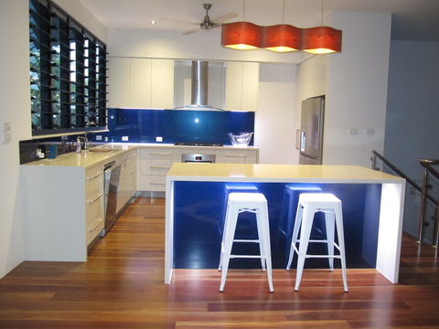 Golden Sands Retreat - Accommodation Burleigh 2