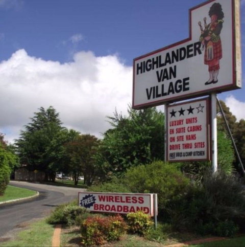 Highlander Van Village - Accommodation Burleigh 0
