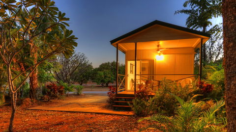 Katherine Holiday Park - Accommodation Burleigh 2