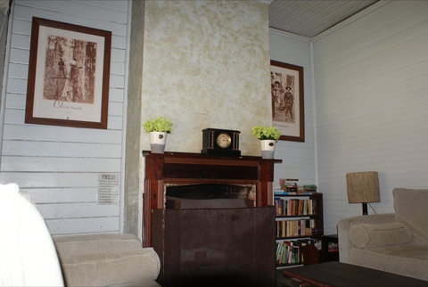 Moonan  Cottage - Accommodation Burleigh 0