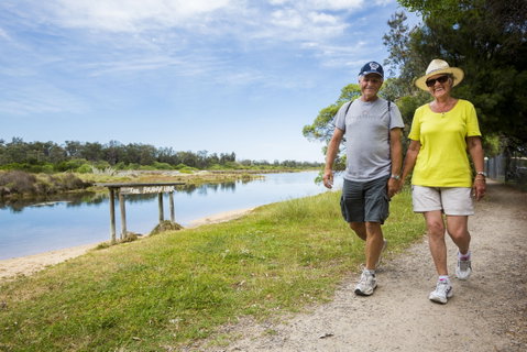 NRMA Eastern Beach Holiday Park - Accommodation Burleigh 2