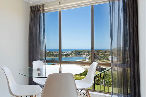 Panoramic Townhouses By Lisa - Deluxe - Accommodation Burleigh 1