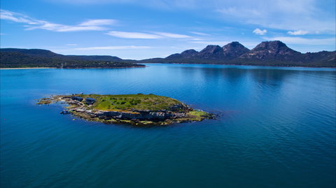 Picnic Island - Accommodation Burleigh 2