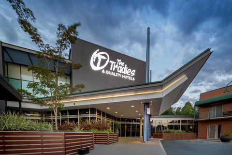 Quality Hotel Dickson - Accommodation Burleigh 0