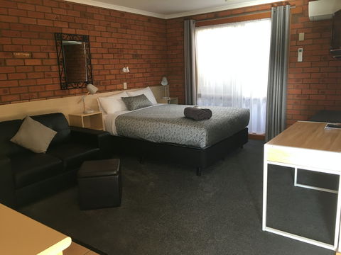 Shannon Motor Inn - Accommodation Burleigh 1