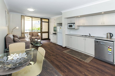 Silver Sands Resort - Accommodation Burleigh 0