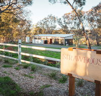 Strawhouse - Accommodation Burleigh