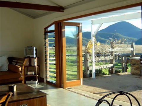 The Old Dairy At Baerami - Accommodation Burleigh 0